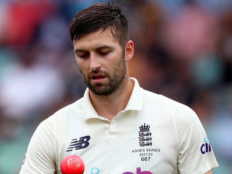 Mark Wood returns for England's second Pakistan Test