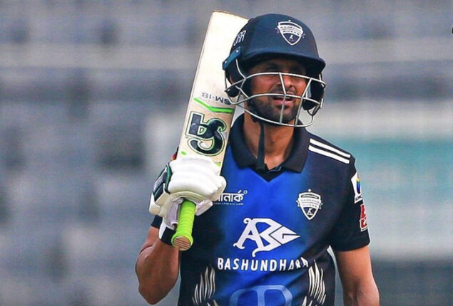 Shoaib Malik is as physically fit as player who is 25 years old