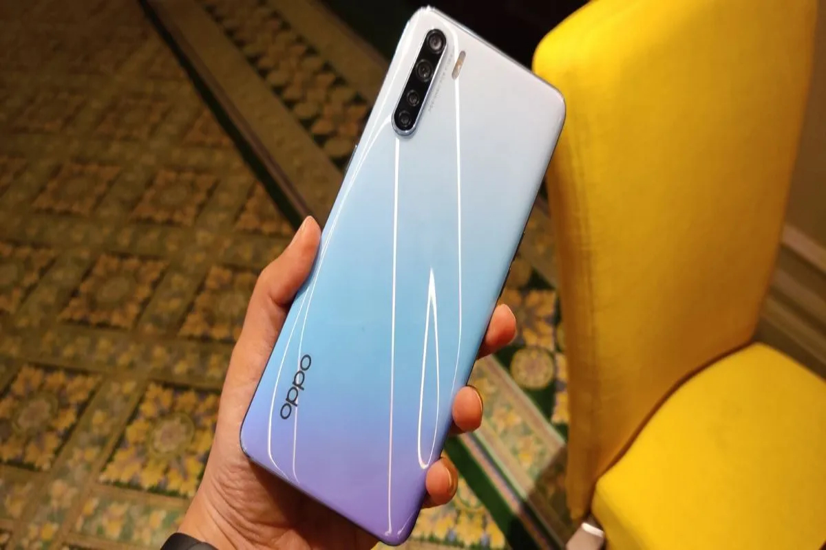 Oppo F15s price in Pakistan