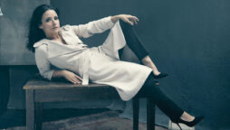 Julia Louis-Dreyfus gets (real) White House honor