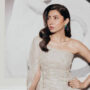 Mahira Khan wins hearts of her young admirers to latest interaction
