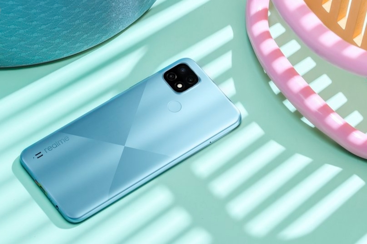 Realme C21