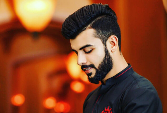 Shadab Khan got engaged with Saqlain Mushtaq’s daughter