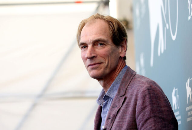 California: New US air search for missing actor Julian Sands