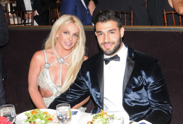 Sam Asghari denies rumors of Britney Spears’ meltdown in hotel