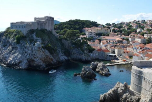 Croatia starts new euro and Schengen zone era