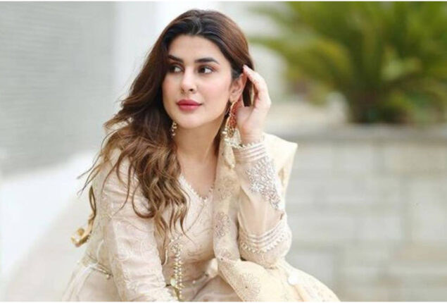 Kubra Khan’s new video goes viral on social media