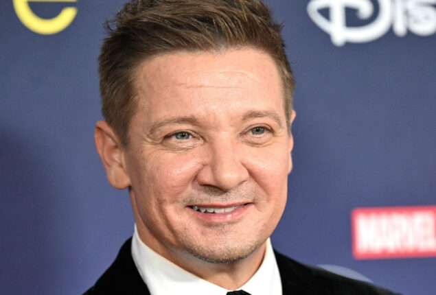 Jeremy Renner starts his physical treatment after accident