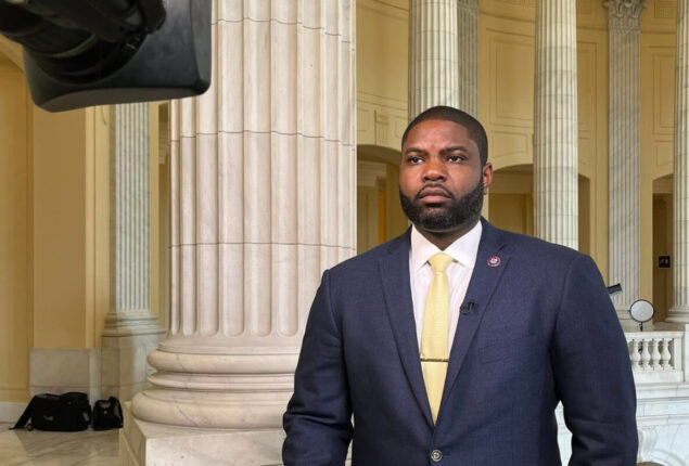 Byron Donalds switches his vote from Kevin McCarthy for speaker