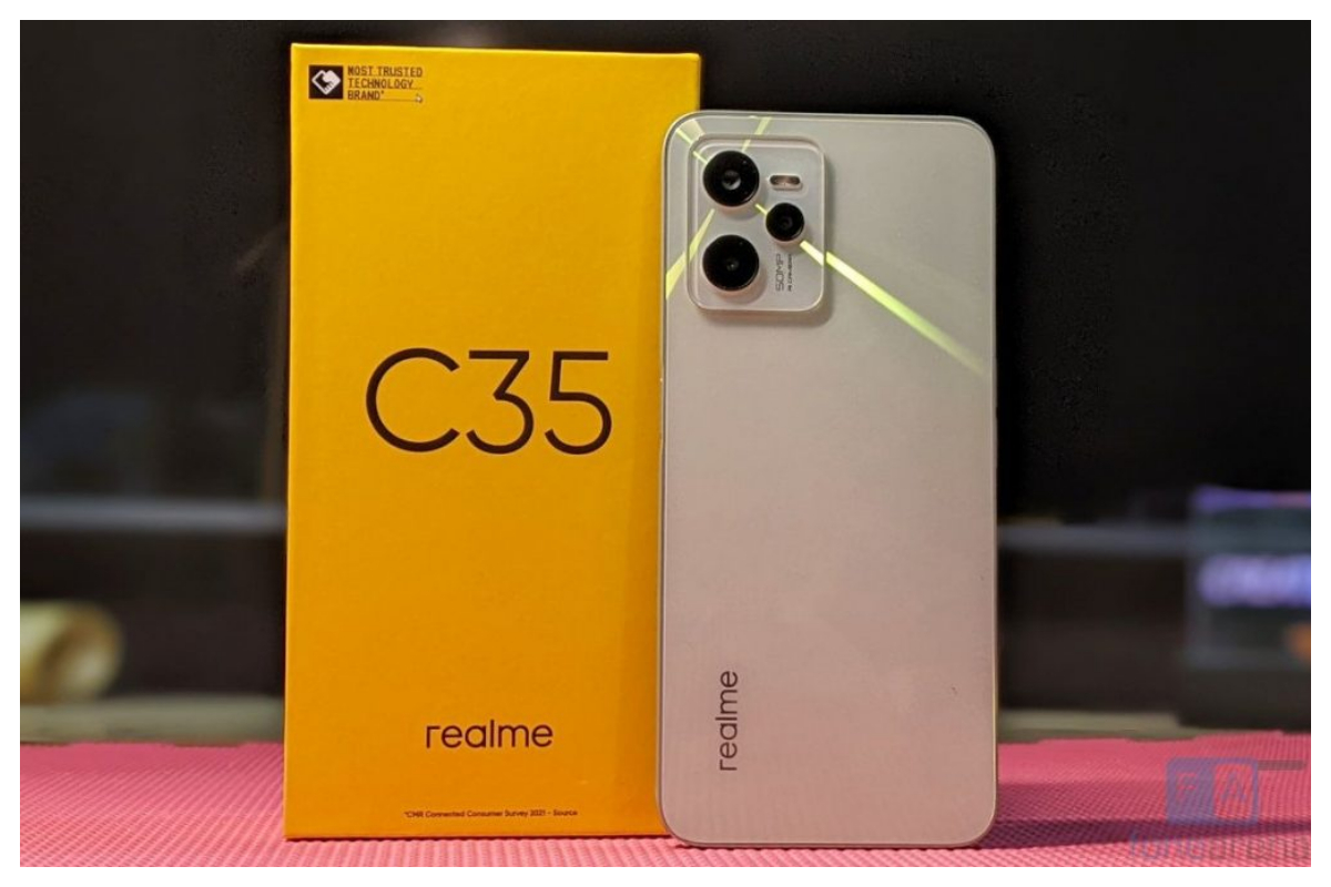 Realme C35