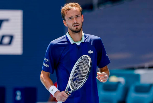 Adelaide International 1: Daniil Medvedev beats Karen to reach semifinals