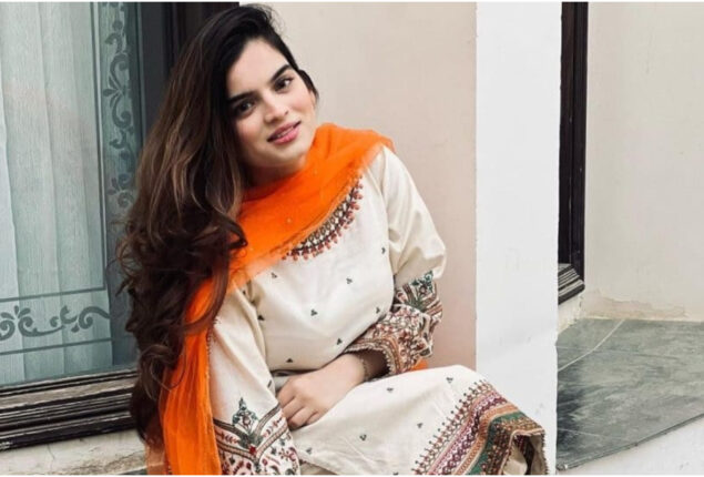 Syeda Alizey Fatima starts career as a social media influencer