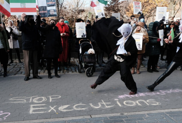 Iranian protesters