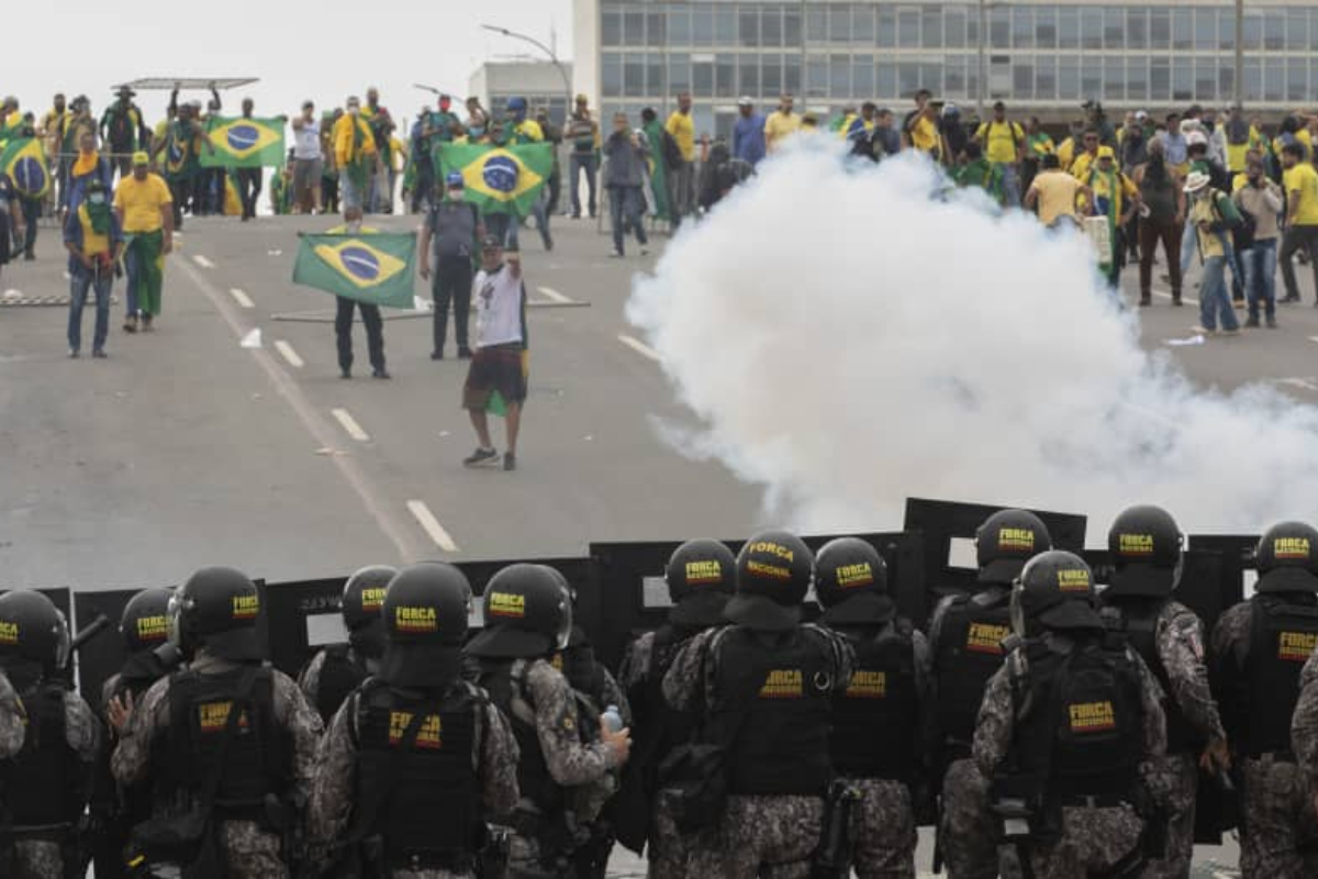 Brazil's real and stock market falls down