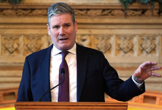 Starmer urges Rishi Sunak to use Good Friday Agreement