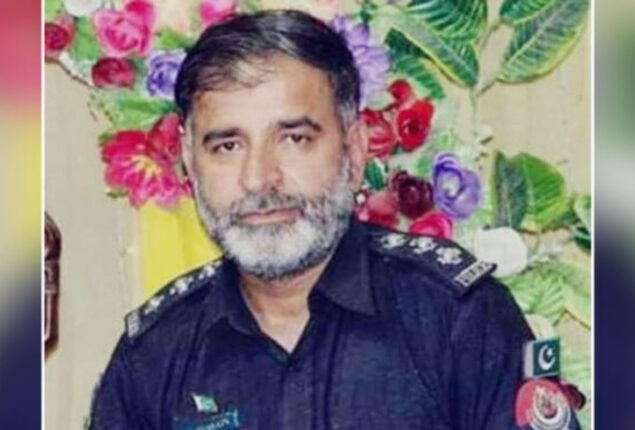 Police officials martyred in Peshawar