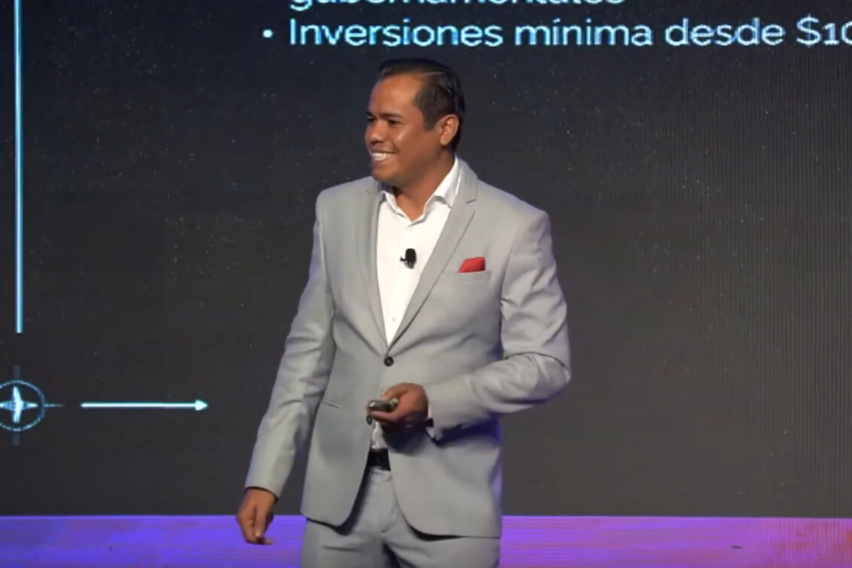 El Salvador finance minister