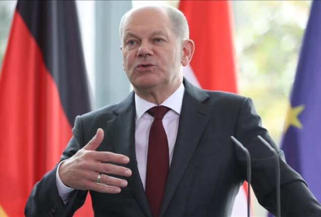 Scholz says he spoke with Zelenskyy before announcing tank plan