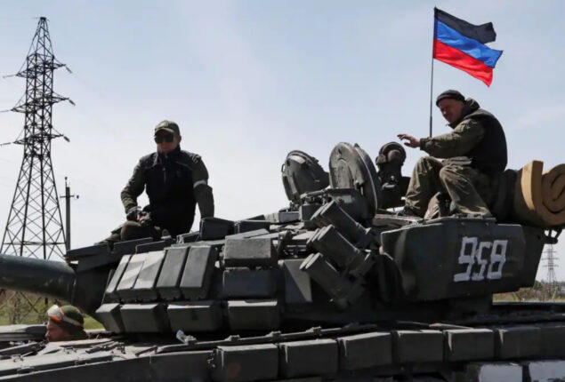 Russian forces advances in Bakhmut, Ukraine says fighting fierce