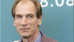 Julian Sands