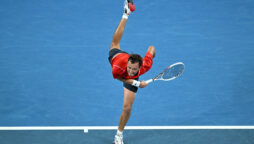 Daniil Medvedev advanced toward third straight Australian Open
