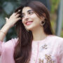 Urwa Hocane enjoys biggest women’s motorcycle rally in Karachi