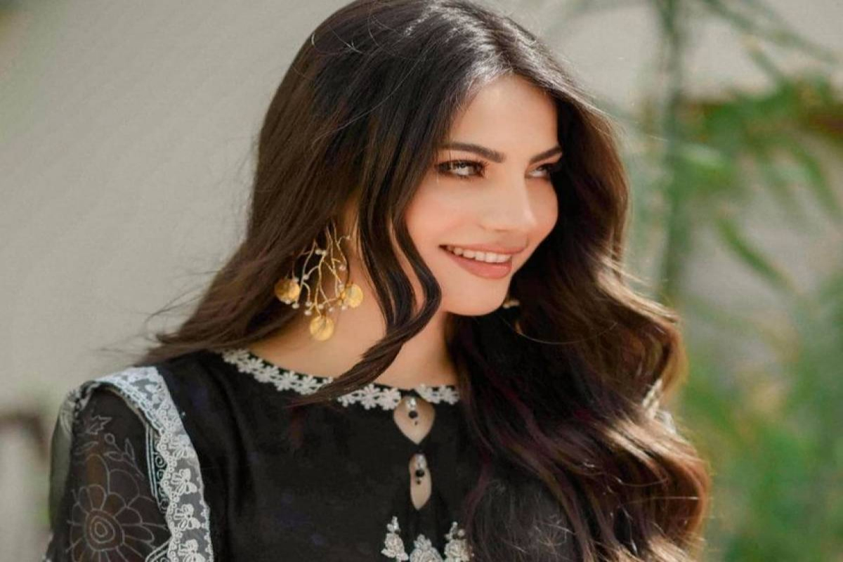 Neelum Muneer