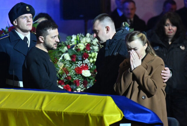 Ukraine honours minister, officials killed in helicopter crash