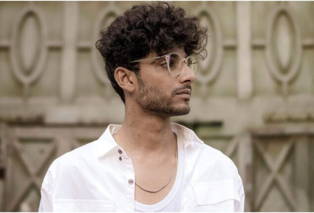 Kaifi Khalil’s ‘Kahani Suno’ makes it to World Global Charts