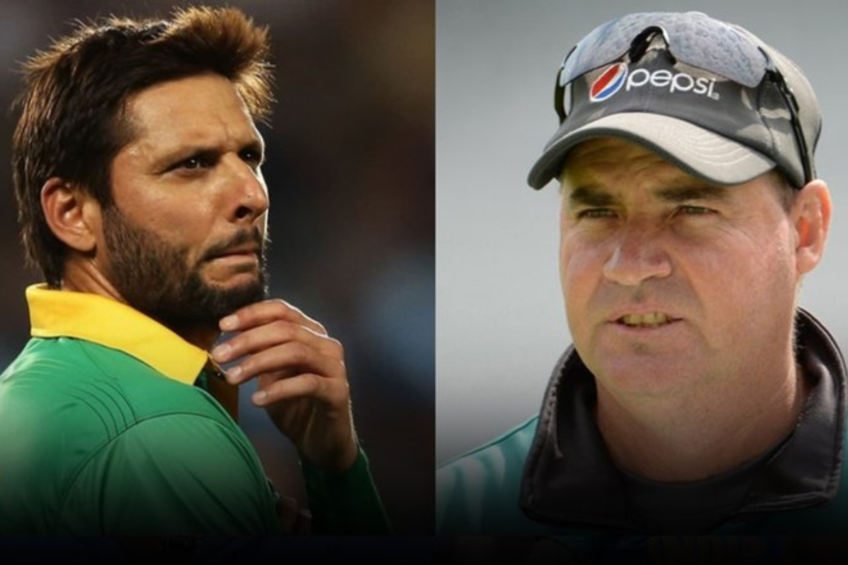 Mickey Arthur online coach