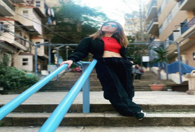 New Photographs Of Ayesha Omar From Beirut Goes Viral