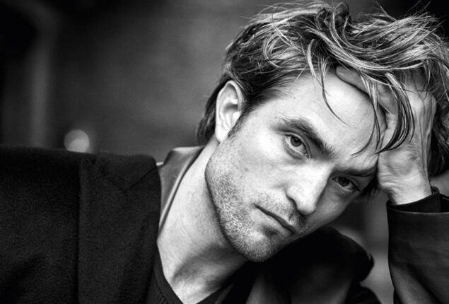 Robert Pattinson talks about how men feel due to unreal physique standards in Hollywood films