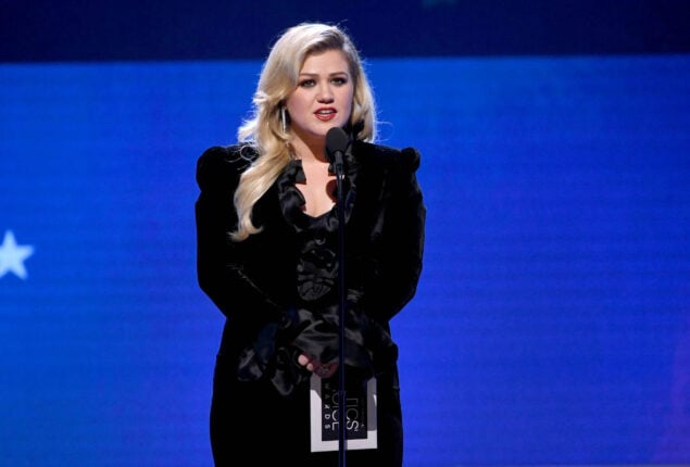 Kelly Clarkson files restraining orders against two stalkers