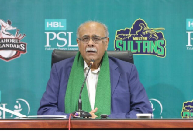 Najam Sethi asks friends and superiors not to ask for favors
