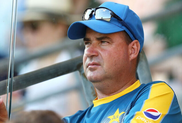 PCB wants to reappoint Mickey Arthur as their head coach
