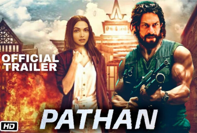 Shah Rukh Khan praises Deepika Padukone’s acting in “Pathaan”