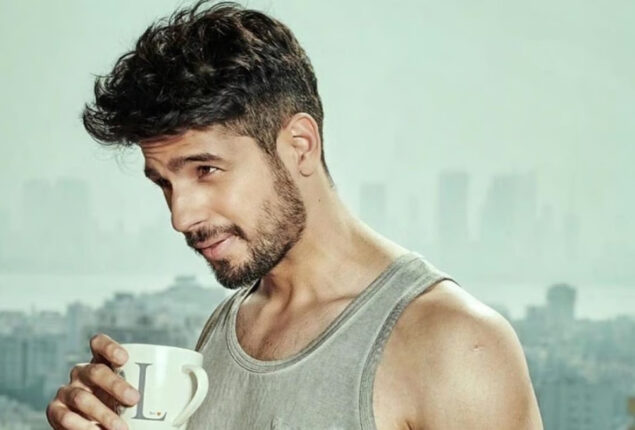 Sidharth Malhotra recalls his first meeting with Shah Rukh Khan