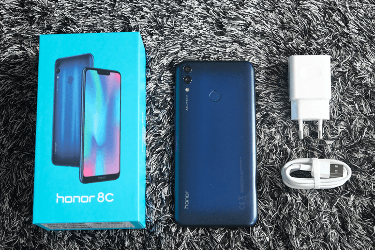 Honor 8C