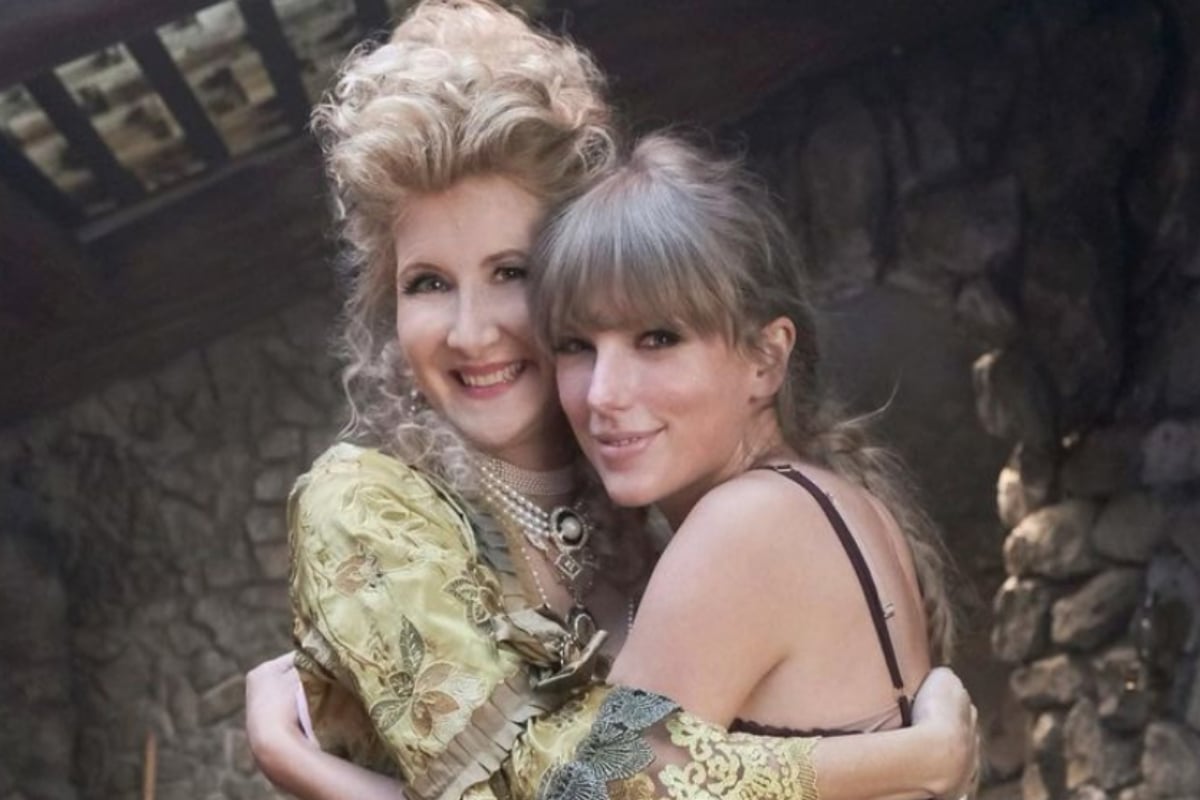 taylor swift laura dern