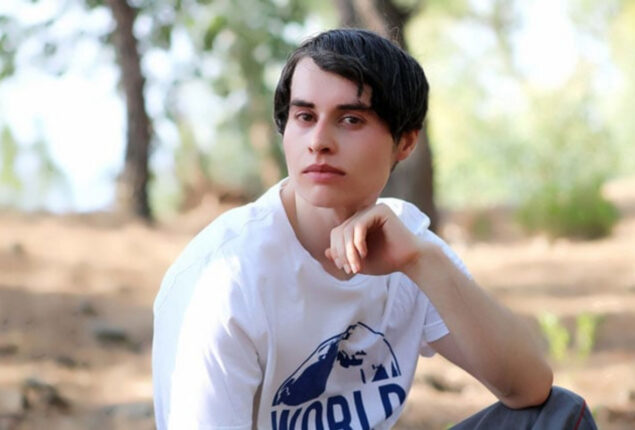 Nasir Khan Jan and his wife’s new video went viral on social media
