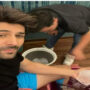 Kartik Aaryan sings while taking ice therapy post film song’s shoot