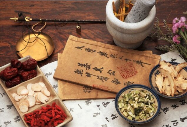 Chinese jump into traditional remedies to fight COVID-19