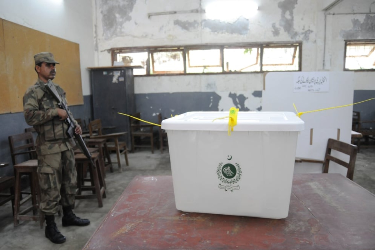 LG polls Karachi
