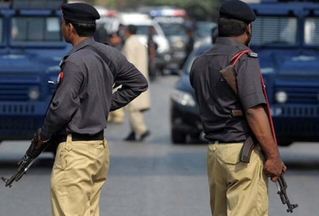 Policeman shot dead in Karachi