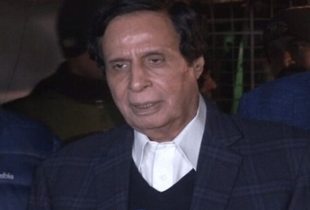 Pervaiz Elahi forwards three names for interim chief minister