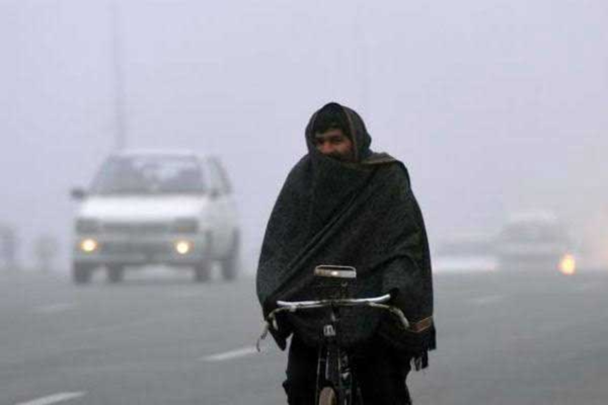 Cold weather persists in Lahore, areas of Punjab