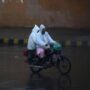 Karachi may witness light rain amid severe cold