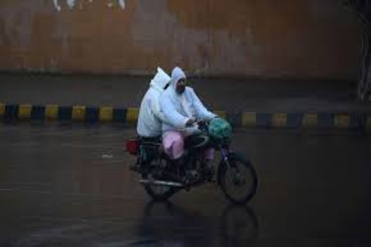 Karachi rain cold