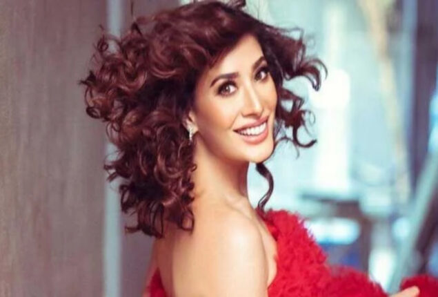 Throwback: Mehwish Hayat’s dance video break the internet