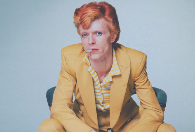 “Priceless items” from life of David Bowie to go on display for public